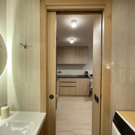 Location Lift Front Apartament *